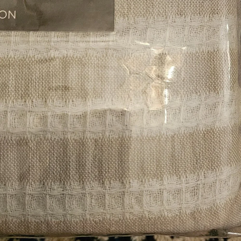 NEW Package Vera Wang Shower Curtain, Cotton with Hook Holes Top (Seersucker)
